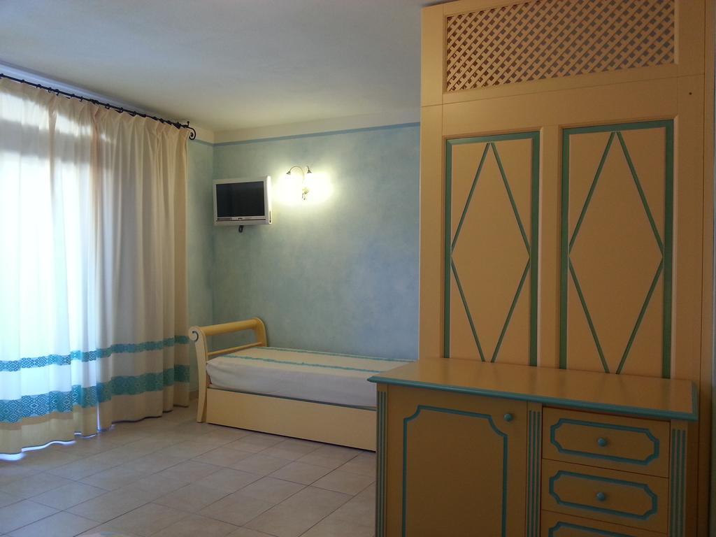 Residence Riva Azzurra Cannigione Quarto foto