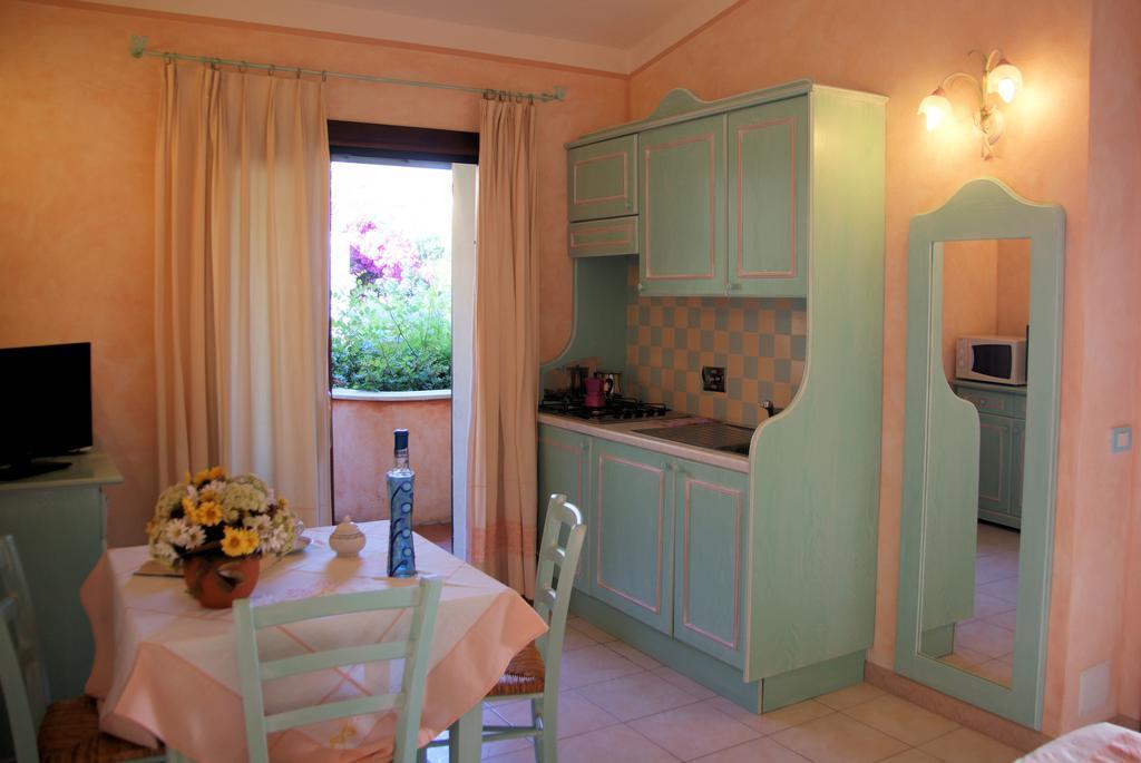 Residence Riva Azzurra Cannigione Quarto foto
